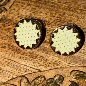 House of Harlow Sunburst Button Earrings